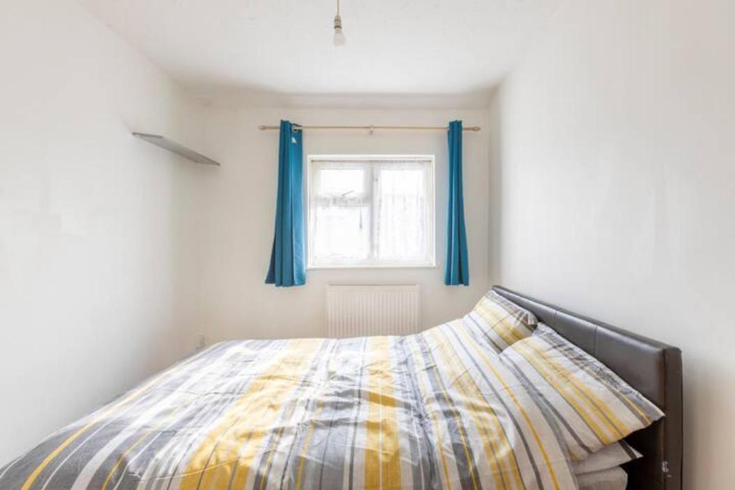 Cosy 1 Bedroom Flat Near Barking Town Centre Екстериор снимка